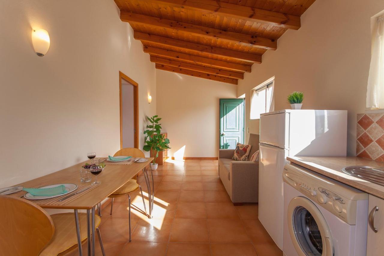 A14 - Cozy Torraltinha Apartment Lagos Buitenkant foto