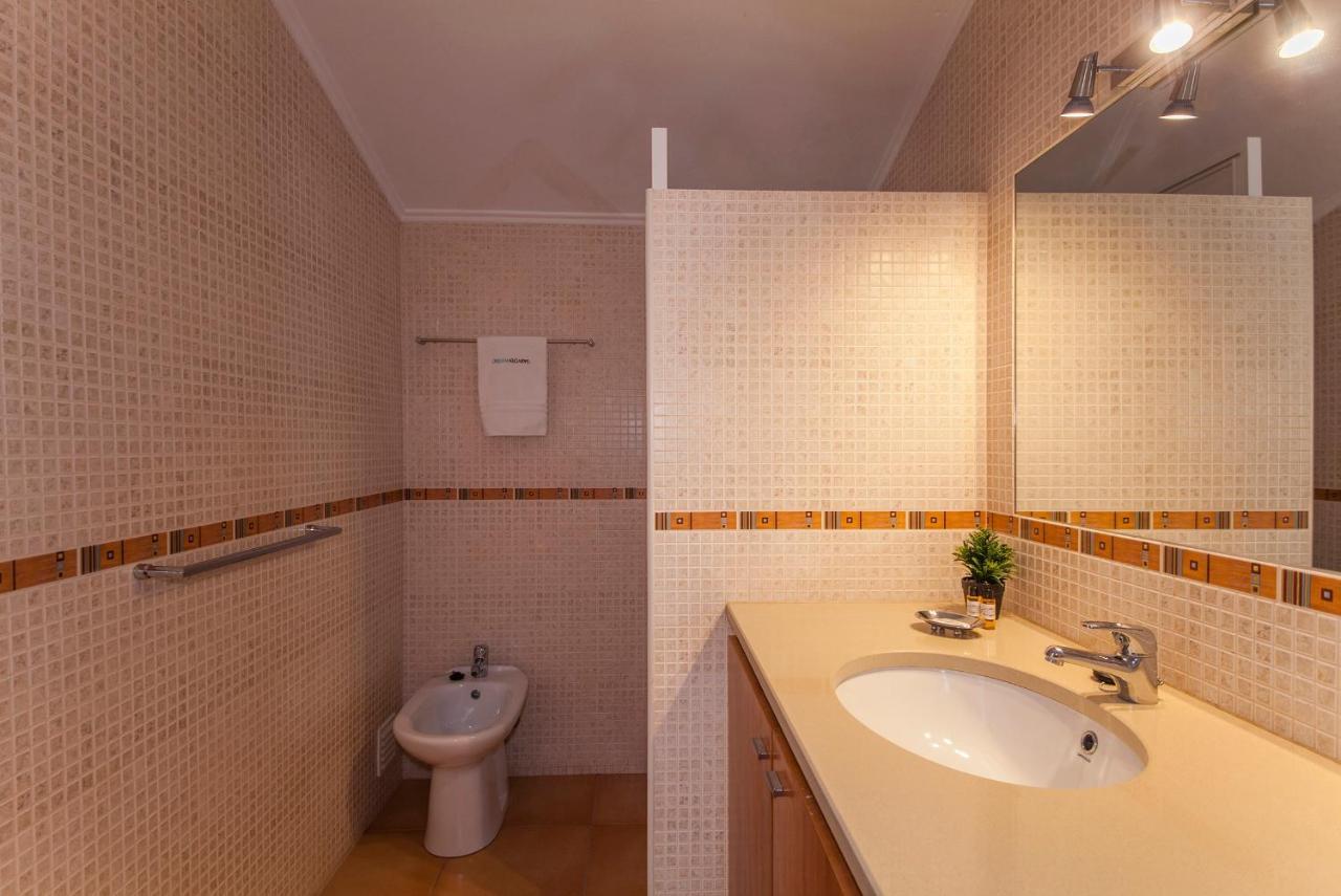 A14 - Cozy Torraltinha Apartment Lagos Buitenkant foto